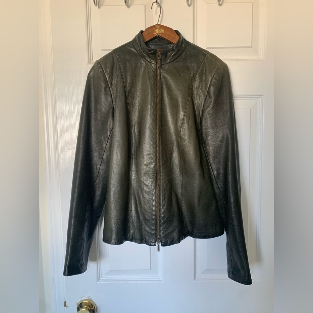 Danier Leather Jacket in Dark Green *womens xs*